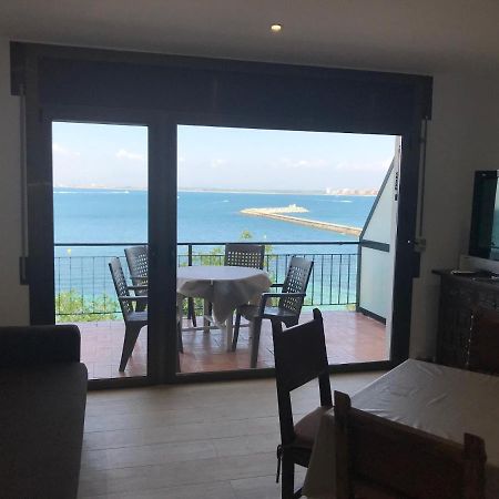 Appartamento Blue Bay Roses Esterno foto