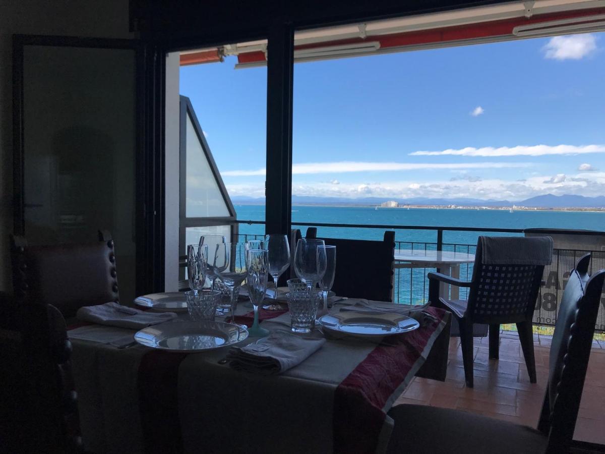 Appartamento Blue Bay Roses Esterno foto