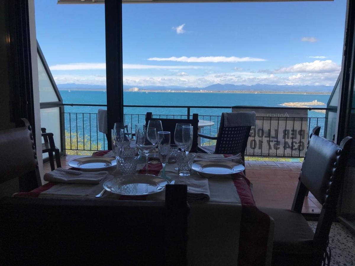Appartamento Blue Bay Roses Esterno foto