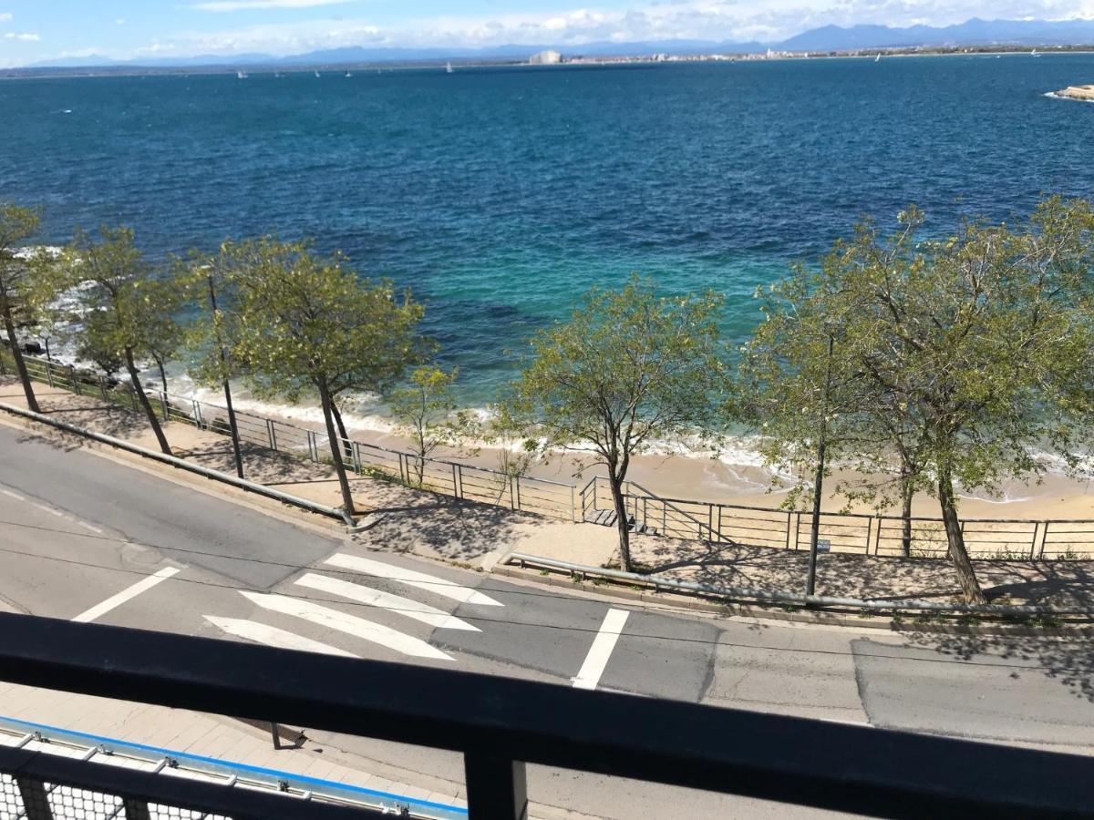 Appartamento Blue Bay Roses Esterno foto
