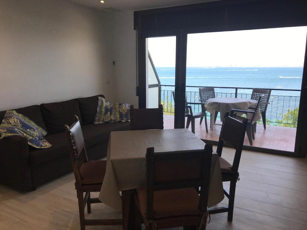 Appartamento Blue Bay Roses Esterno foto