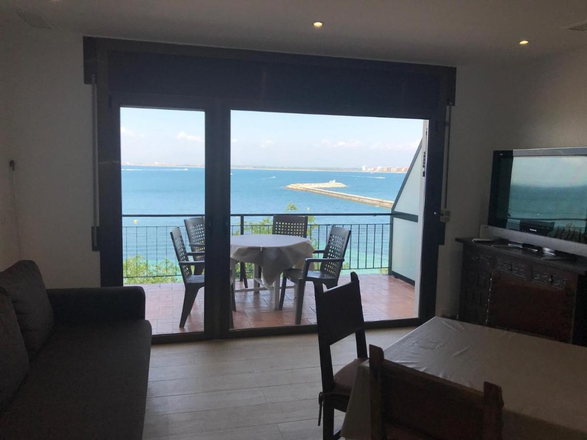 Appartamento Blue Bay Roses Esterno foto